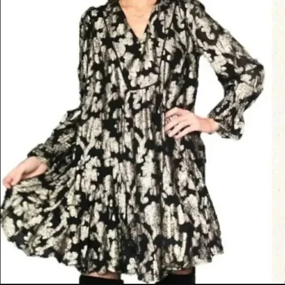 NWT Anthropologie Black Gold Foil Metallic V-Neck Ruffled Tiered Mini Dress S - Picture 4 of 12